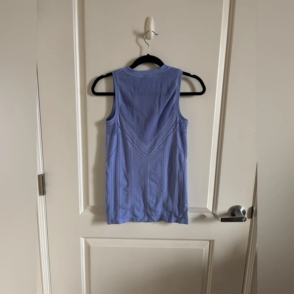 Athleta Oxygen Tank - Picture 3 of 6
